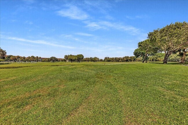 Building Photo - 1300 SW 125th Ave
