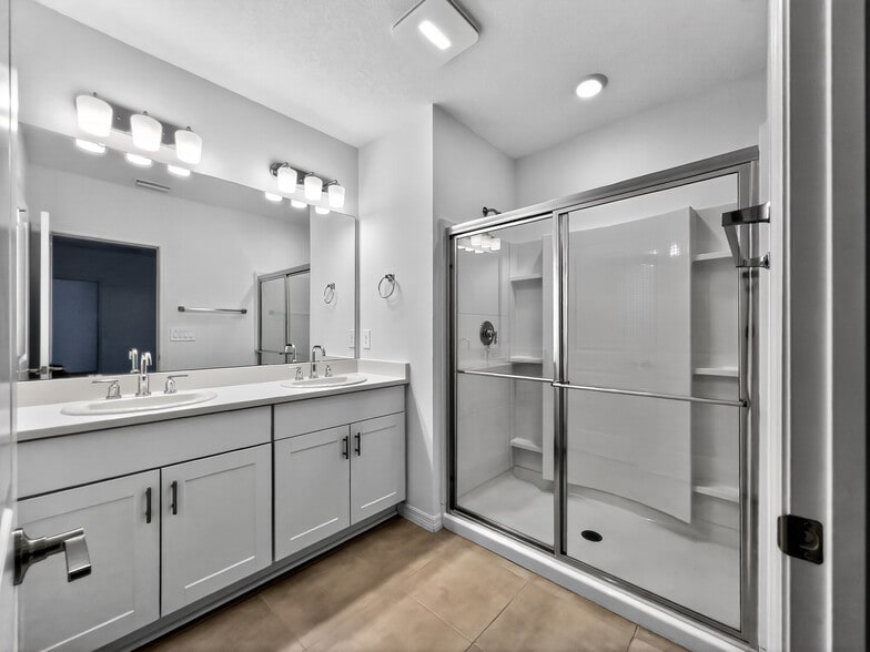 Building Photo - 3917 Southern Vista Loop