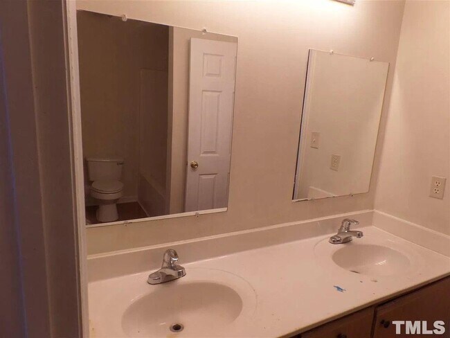Building Photo - 4360 Haverty Dr