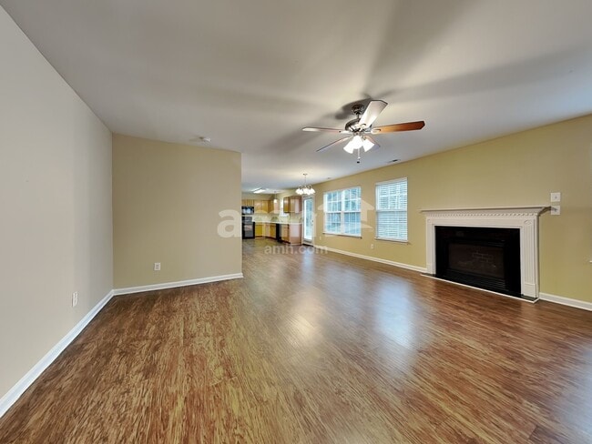 Building Photo - 3961 Tyler Bluff Ln