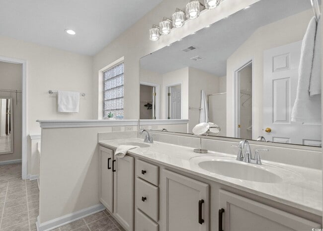 Building Photo - 2774 Sanctuary Blvd