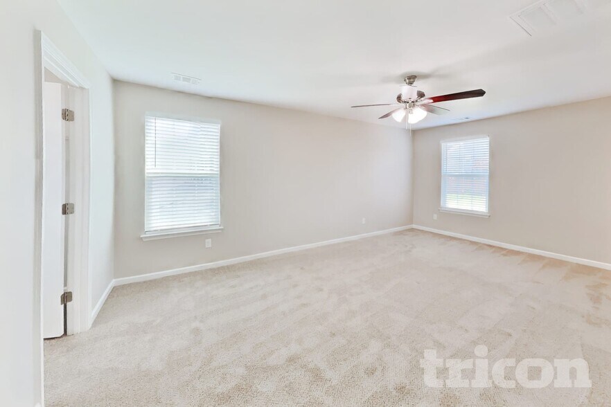 Building Photo - 2902 Cherry Point Ln