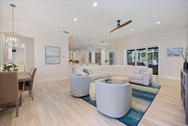 Building Photo - Furnished, Yearly 4bd Home on Siesta Key