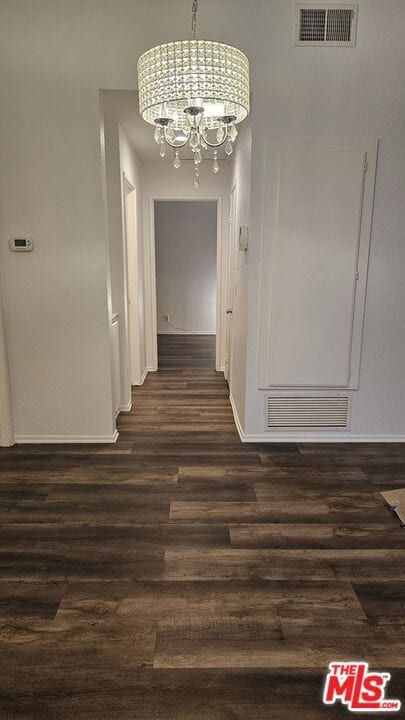 Building Photo - 3851 Amberly Dr