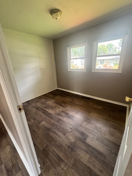 Bedroom 3 - 4313 Alder Dr