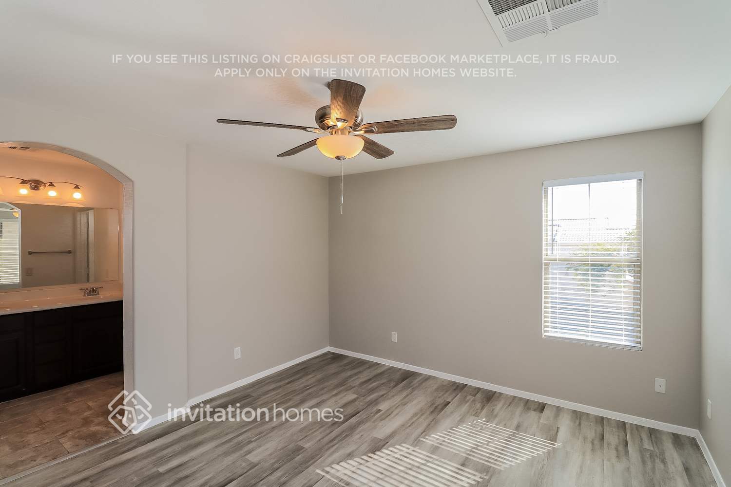Building Photo - 3725 E Kerry Ln