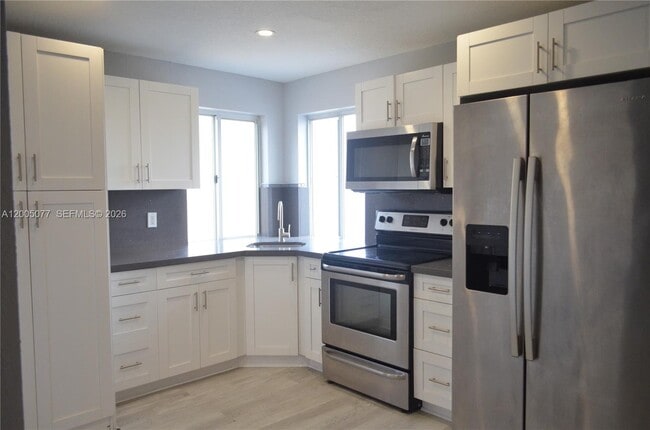 Building Photo - 21002 SW 92nd Ct