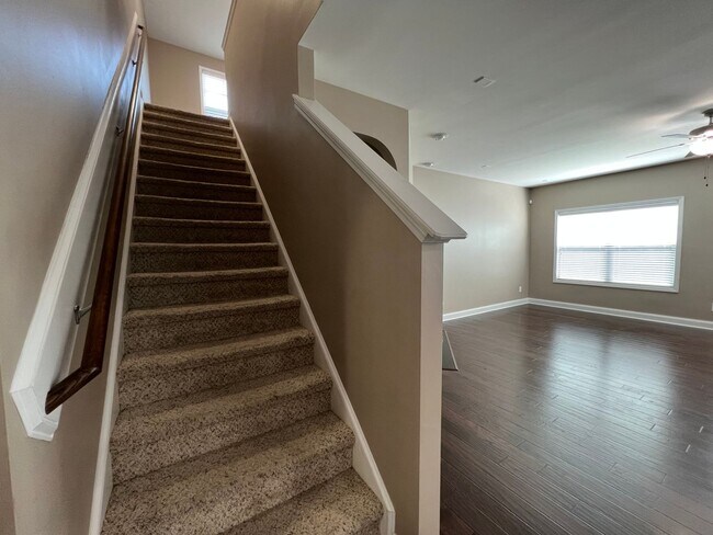 Building Photo - 1031 Liberty Ln