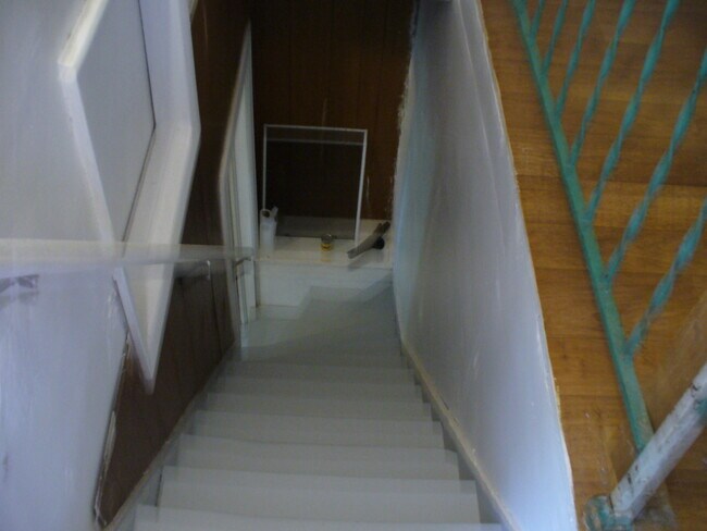 Building Photo - 1217 17th Ave