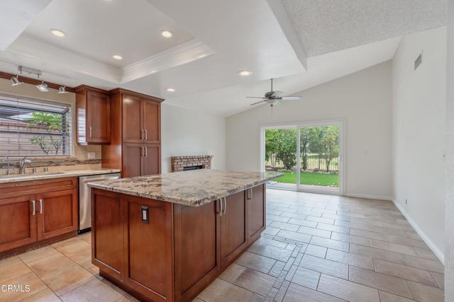 Building Photo - 2790 Hacienda Dr