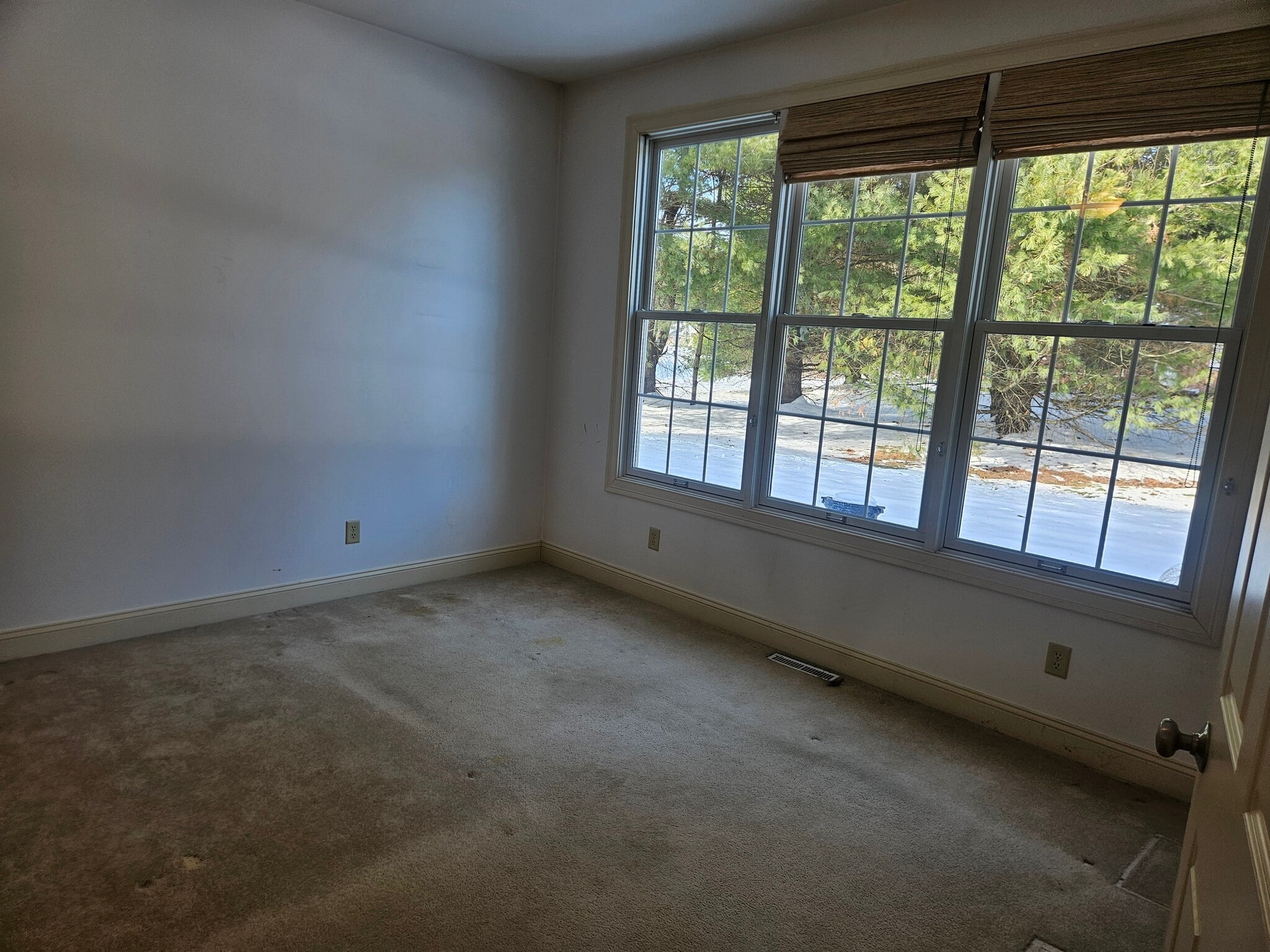 Primary BR - 359 Main St