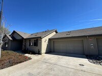 Building Photo - Sacramento St