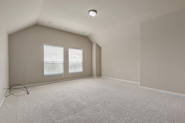 Building Photo - 321 Grafton Ln