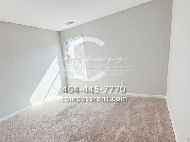 Building Photo - 200 Lyndon Wy NW