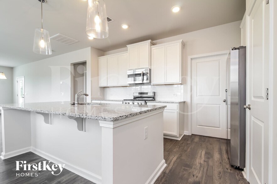 Building Photo - 405 Yoshino Cherry Dr