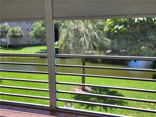 Building Photo - 4302 Martinique Cir