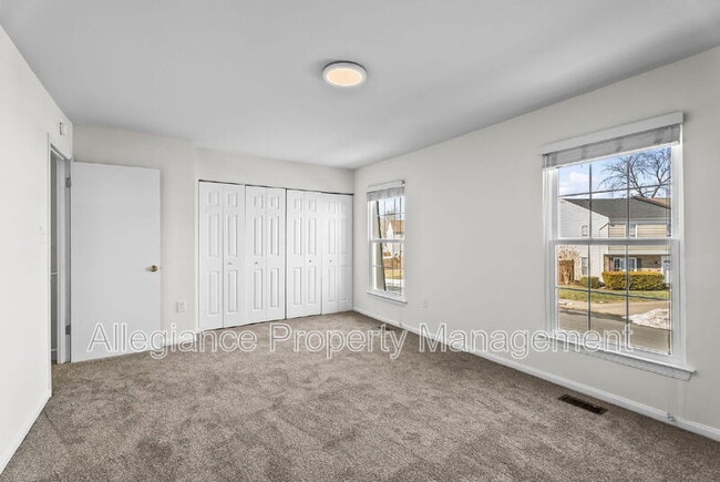 Building Photo - 2108 Monaghan Dr