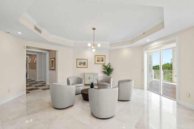 Building Photo - 3000 N Hwy A1A