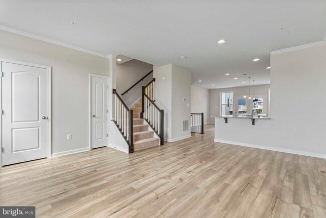 Building Photo - 5907 Garden Walk Dr