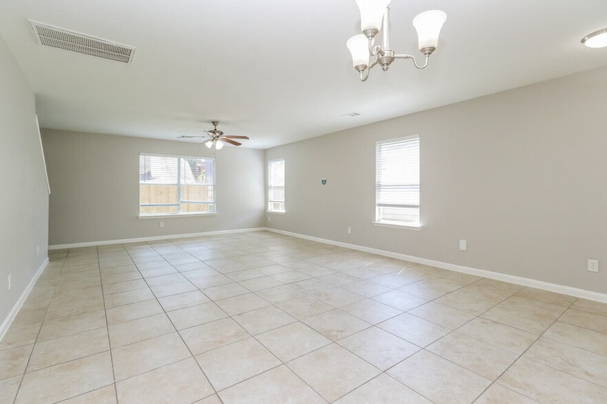 Building Photo - 20622 Bishops Gate Ln