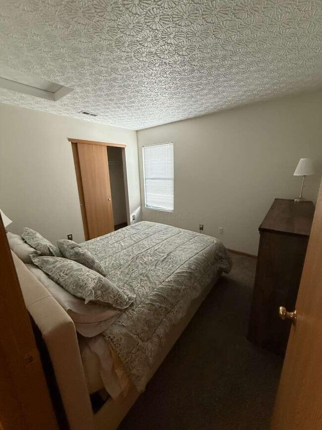 Building Photo - 8282 Mira St