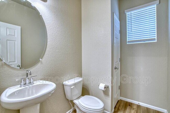 Building Photo - 1032 Sugar Beet Cir