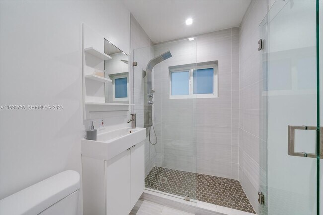 Building Photo - 125 NW 88th St