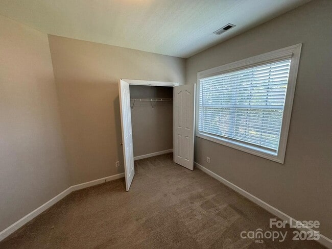 Building Photo - 11432 McGinns Trace Ct