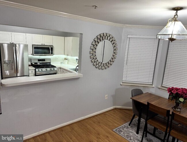 Building Photo - 44096 Natalie Terrace