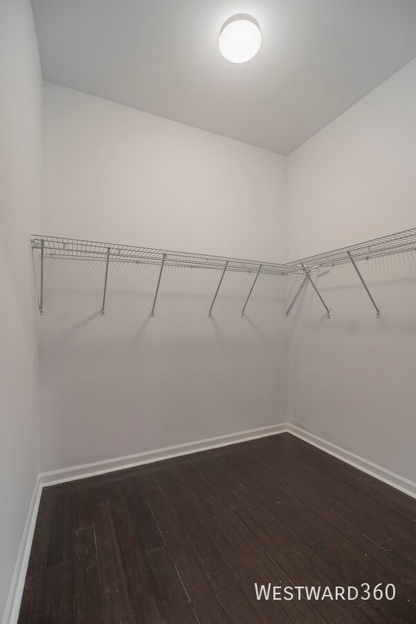 Building Photo - 1906 W 17th St