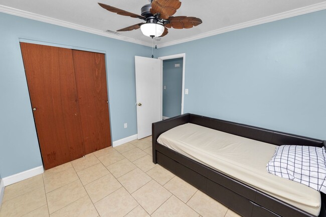 Building Photo - 3 Bed 2 Bath South Lakeland Home for Rent