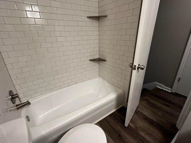 Building Photo - 4565 Rockdale Ct