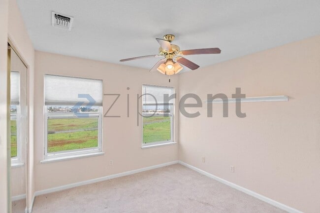 Building Photo - 25 Zion Ct