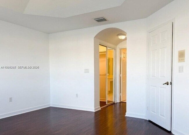 Building Photo - 11541 NW 68th Terrace