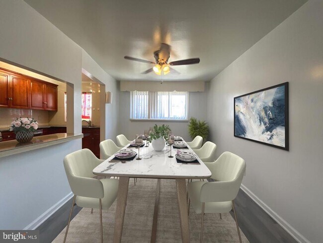 Building Photo - 12673 Biscayne Dr