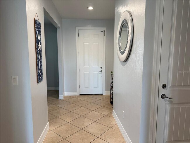 Building Photo - 2599 Marton Oak Blvd