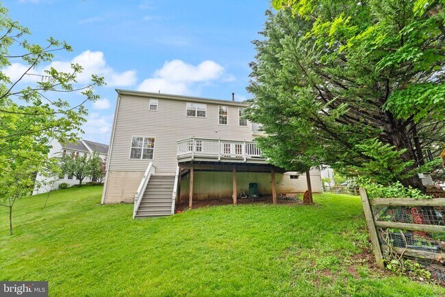 Building Photo - 43205 Cardston Pl