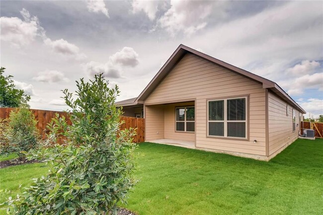 Building Photo - 440 High Tech Dr