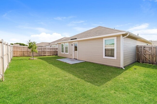 Building Photo - 7133 Landings Edge Rd