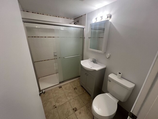 Building Photo - 190 S Allen St