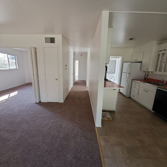 Building Photo - Classic 3bd/2ba single story in Livermore ...