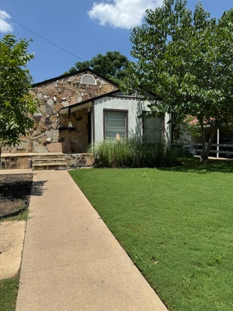 Building Photo - 2104 Houston Pl