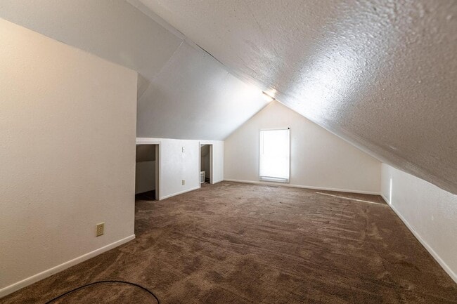 Building Photo - pp820
