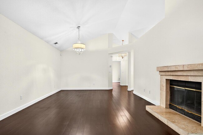 Building Photo - 1202 Devonwood