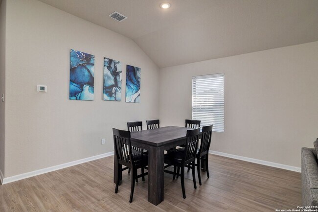 Building Photo - 7043 Diamond Vly