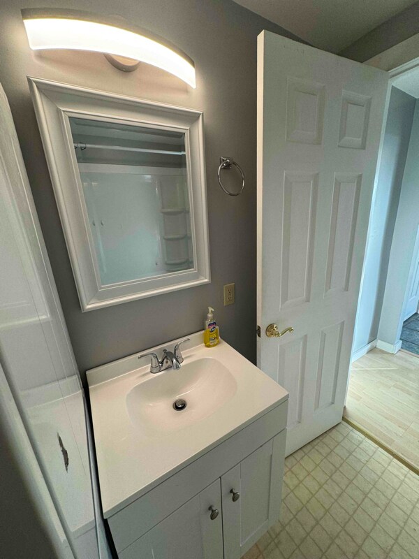 Building Photo - 7661 US-2