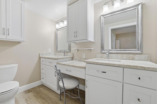 Building Photo - 6559 Emerald Dunes Dr