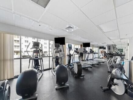 Building Photo - 3215 S Ocean Blvd