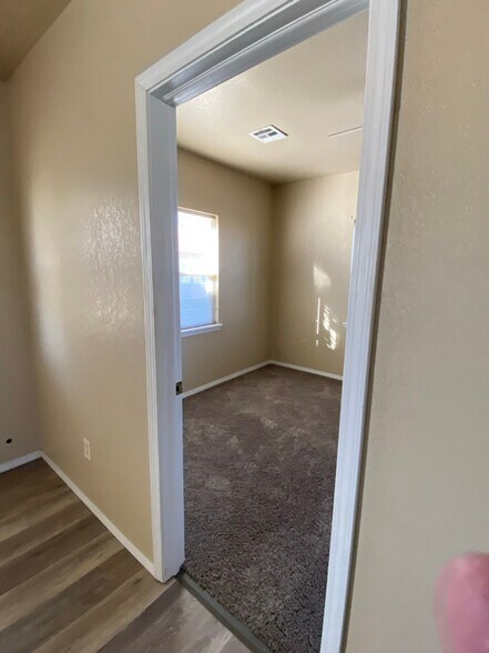 Building Photo - 3309 8th St