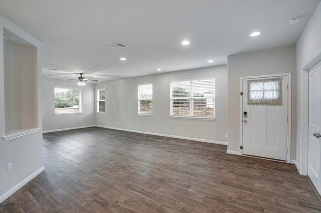 Building Photo - 14201 Handel Dr